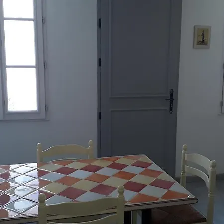 L Apartamento