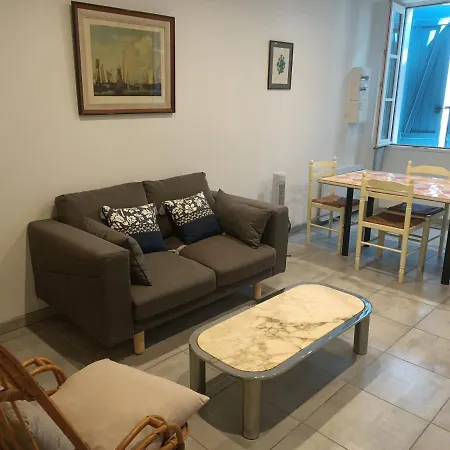 L Apartment